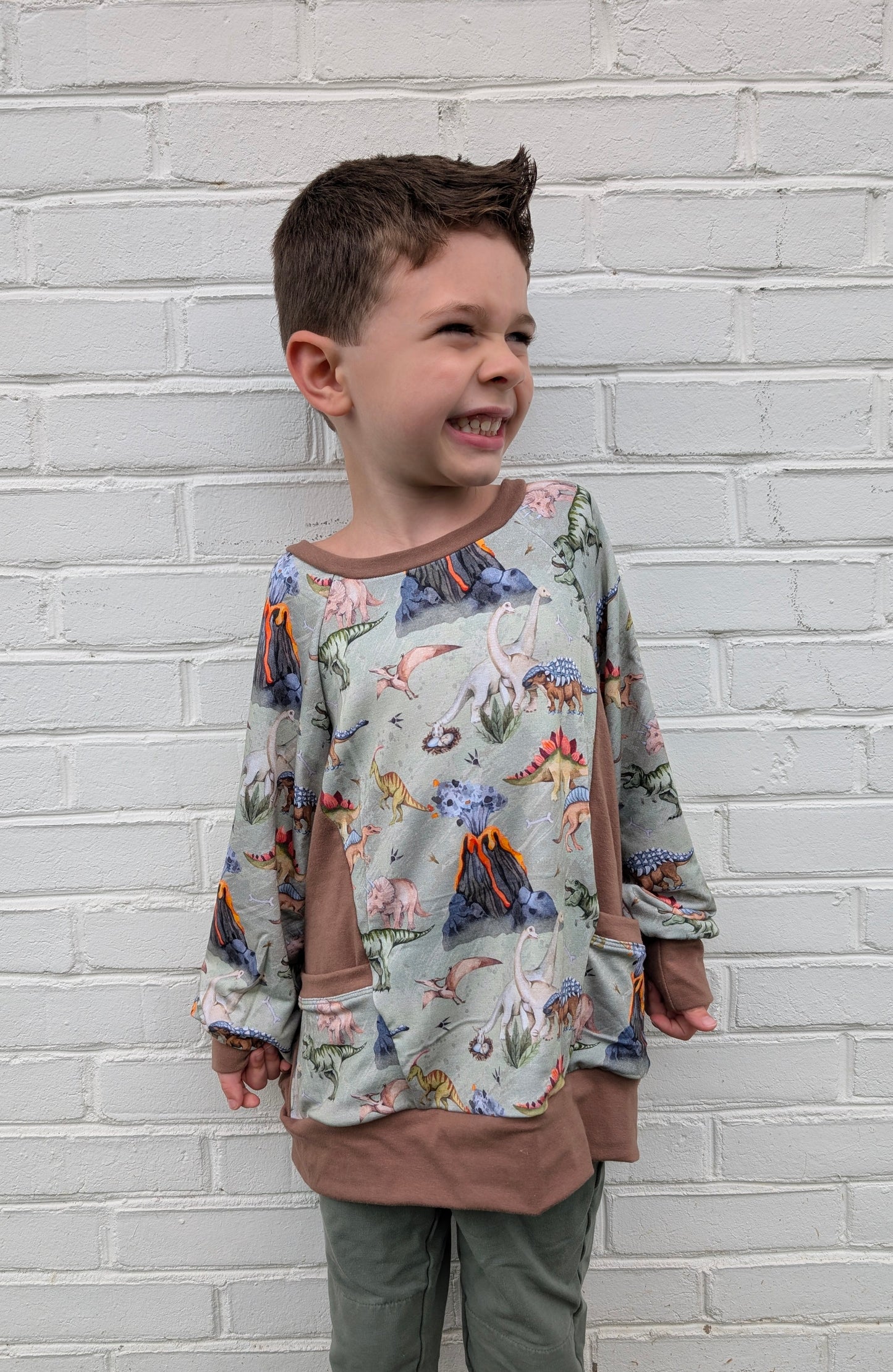 Sweatshirt with Pockets (Oversized)