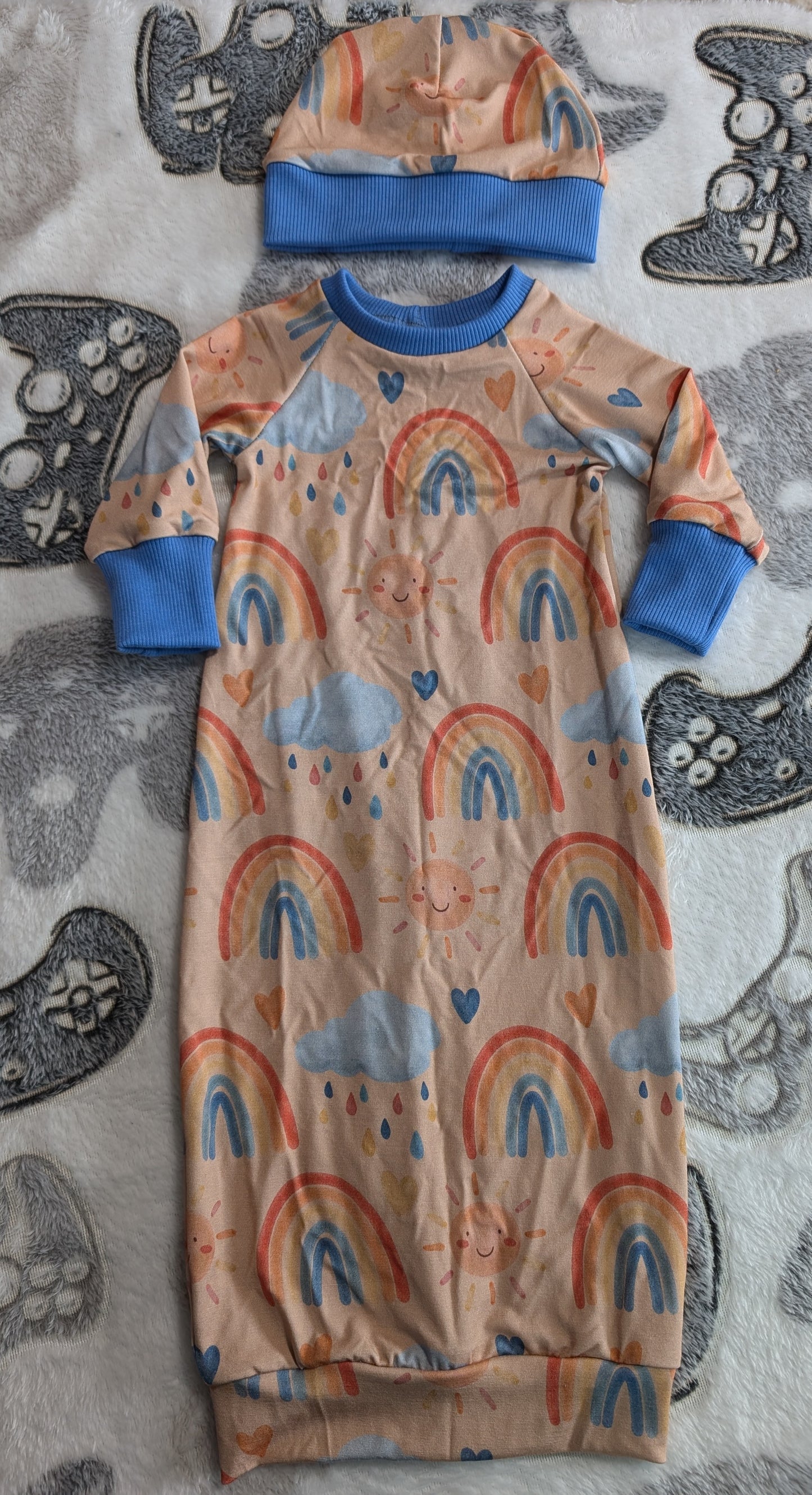 NB Baby Gown and Hat Set